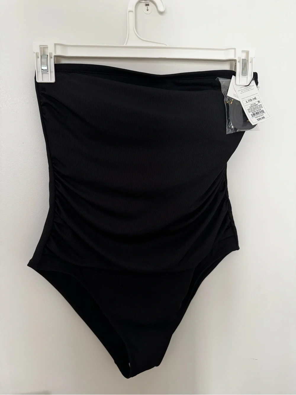 Black Strapless Ruched Ribbed One-Piece Swimsuit - Picture 1 of 3